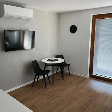 게스트하우스 Pension Mikulov 4*
