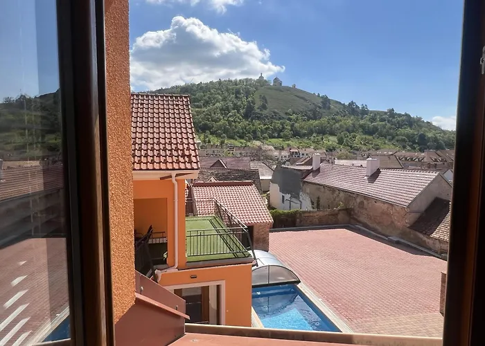 Pension Mikulov Maison d'hôtes 4*